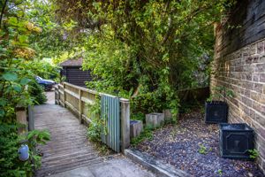 Photo 22- click for photo gallery